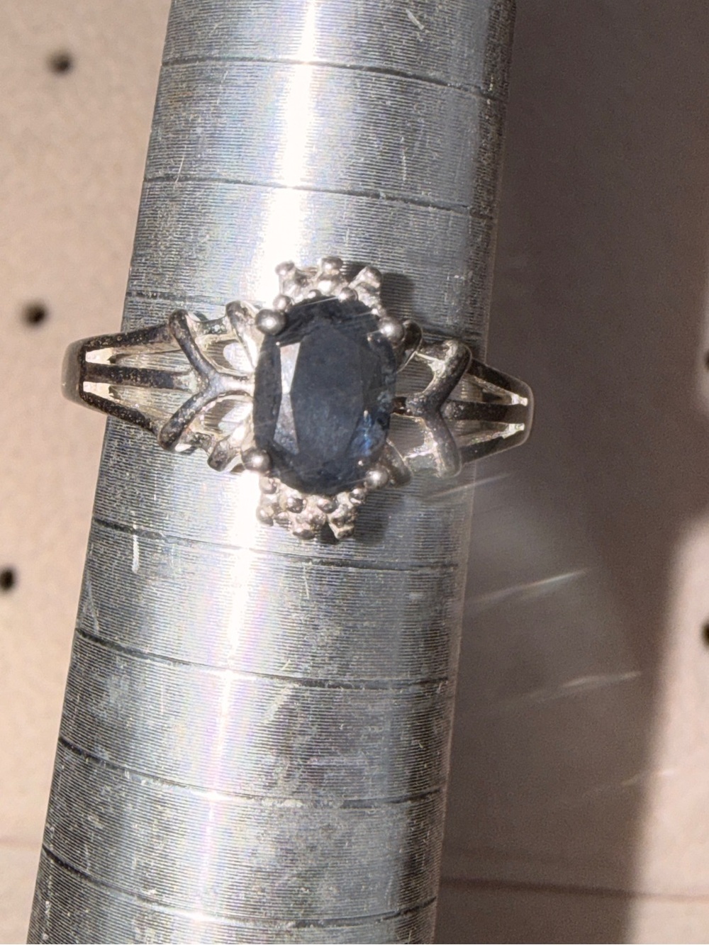 VTG Black Sapphire Ring - Size 7 - Picture 10 of 16